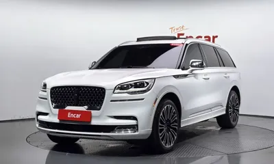 Lincoln Aviator 2021, 99480 км, за 25732.91 USD - фото 11