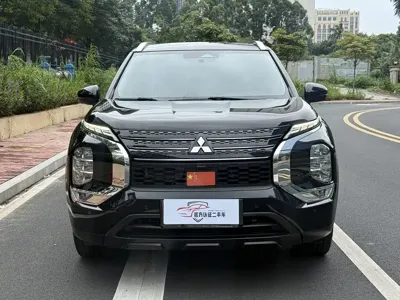 Mitsubishi Outlander 2023, 19000 км, за 13469.5 USD