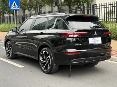 Mitsubishi Outlander 2023, 19000 км, за 13469.5 USD - фото 17