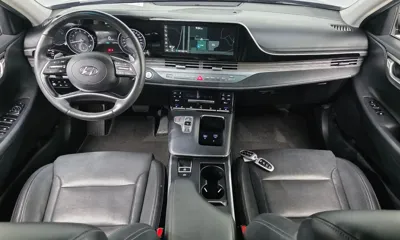 Hyundai Grandeur 2020, 109774 км, за 11969.83 USD - фото 7