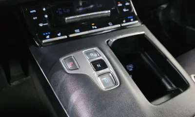 Hyundai Grandeur 2020, 109774 км, за 11969.83 USD - фото 9