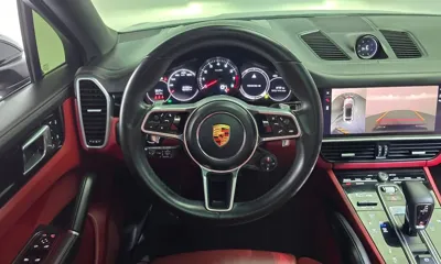 Porsche Cayenne 2023, 81384 км, за 62929.71 USD - фото 13