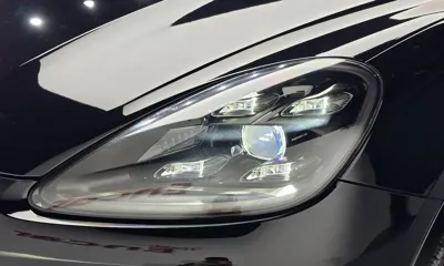 Porsche Cayenne 2023, 81384 км, за 62929.71 USD - фото 22