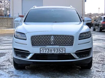 Lincoln Nautilus · 2020 год