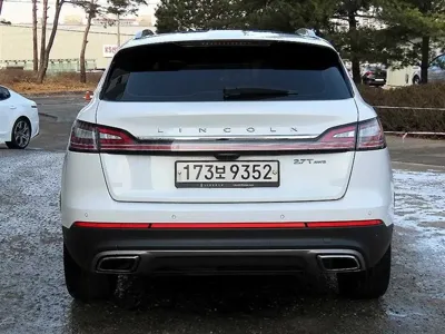 Lincoln Nautilus 2020, 67399 км, за 16459.56 USD