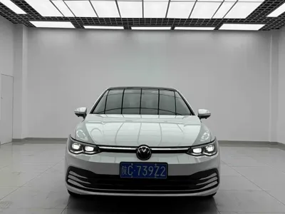 Volkswagen Golf 2022, 34000 км, за 14390.54 USD