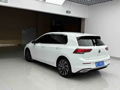 Volkswagen Golf 2022, 34000 км, за 14390.54 USD - фото 6