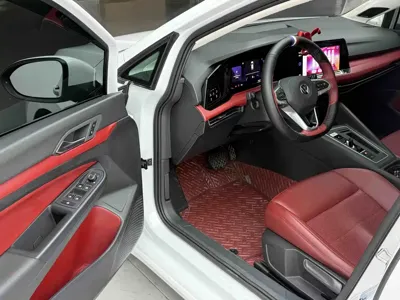 Volkswagen Golf 2022, 34000 км, за 14390.54 USD - фото 7
