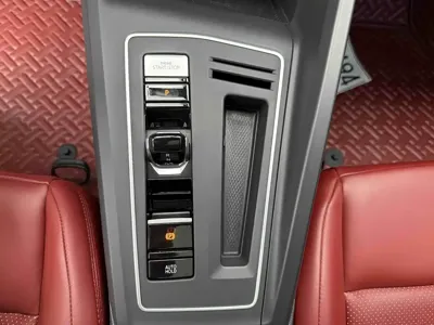 Volkswagen Golf 2022, 34000 км, за 14390.54 USD - фото 13