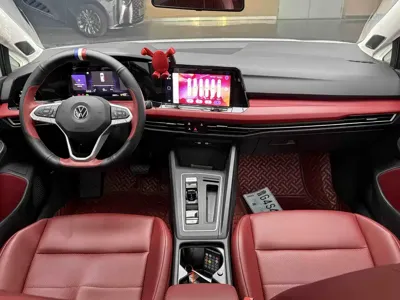 Volkswagen Golf 2022, 34000 км, за 14390.54 USD - фото 20