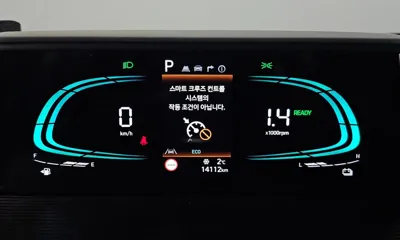 Hyundai Staria 2025, 14112 км, за 24878.56 USD - фото 8
