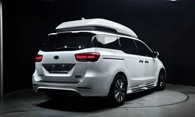 Kia Canival 2015, 97412 км, за 8079.35 USD