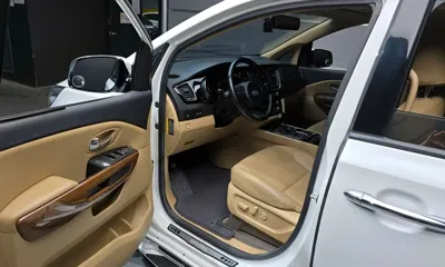 Kia Canival 2015, 97412 км, за 8079.35 USD - фото 11