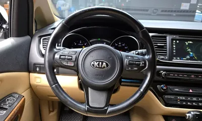 Kia Canival 2015, 97412 км, за 8079.35 USD - фото 14