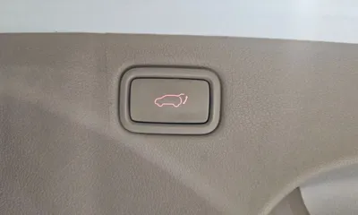 Kia Canival 2015, 97412 км, за 8079.35 USD - фото 20