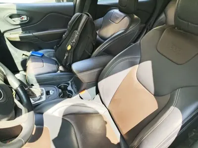 Jeep Cherokee 2017, 89100 км, за 4870.42 USD - фото 8