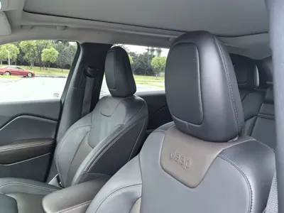 Jeep Cherokee 2017, 89100 км, за 4870.42 USD - фото 13