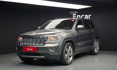Jeep Cherokee · 2012 год