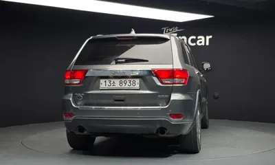 Jeep Cherokee 2012, 226599 км, за 3561.28 USD