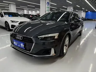 Audi A5 (Import) · 2021 год