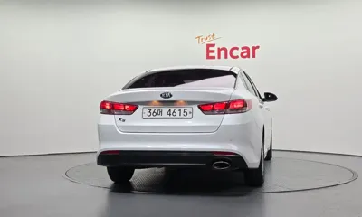 Kia K5 2018, 109702 км, за 5827.81 USD