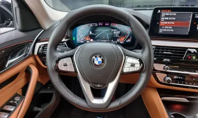 BMW 5-Series 2023, 39022 км, за 26362.73 USD - фото 13