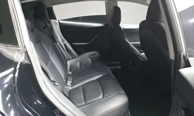 Tesla Model 3 2022, 61425 км, за 21990.29 USD - фото 12