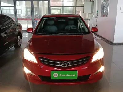 Hyundai Verna 2014, 136500 км, за 1812.31 USD