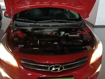 Hyundai Verna 2014, 136500 км, за 1812.31 USD - фото 20
