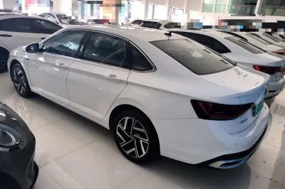 Volkswagen Sagitar 2023, 114700 км, за 11315 USD