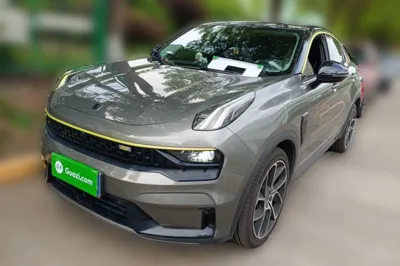 Lynk & Co 05 · 2020 год
