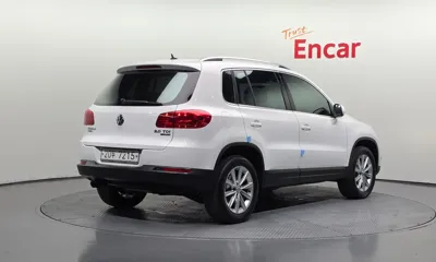 Volkswagen Tiguan 2013, 118141 км, за 4529.34 USD