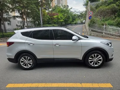 Hyundai Santafe 2018, 220706 км, за 7149.37 USD