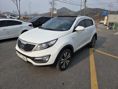 Kia Sportage 2011, 251044 км, за 2494.42 USD