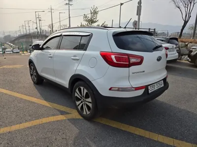 Kia Sportage 2011, 251044 км, за 2494.42 USD