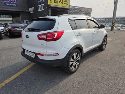 Kia Sportage 2011, 251044 км, за 2494.42 USD
