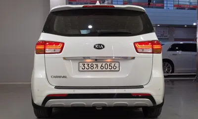 Kia Canival 2016, 252532 км, за 4957.7 USD