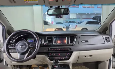 Kia Canival 2016, 252532 км, за 4957.7 USD - фото 7