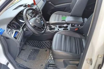 Volkswagen Touran 2018, 119600 км, за 11020 USD - фото 14