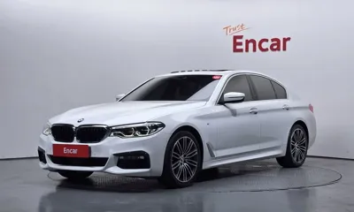 BMW 5-Series · 2018 год