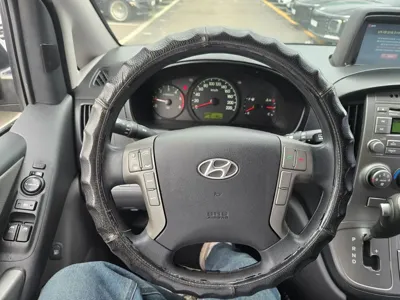 Hyundai Starex 2012, 61176 км, за 5730.28 USD - фото 8