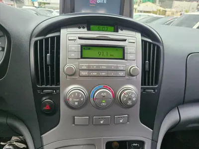 Hyundai Starex 2012, 61176 км, за 5730.28 USD - фото 9