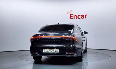 Hyundai Grandeur 2020, 169269 км, за 10906.94 USD