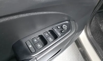 Hyundai Venue 2020, 69250 км, за 9124.33 USD - фото 20