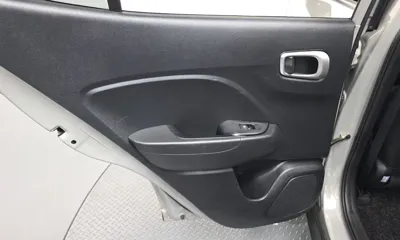Hyundai Venue 2020, 69250 км, за 9124.33 USD - фото 25