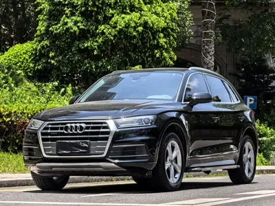 Audi Q5L · 2021 год