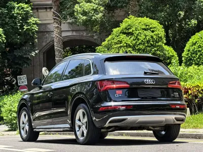Audi Q5L 2021, 100000 км, за 20564.96 USD