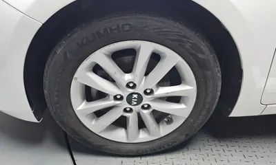 Kia K3 2016, 182640 км, за 4234.53 USD