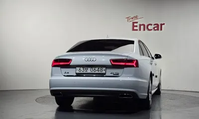 Audi A6 2016, 73647 км, за 9518.18 USD