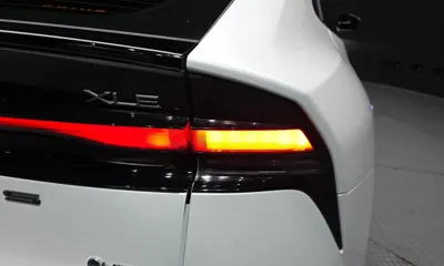 Toyota Prius 2024, 33077 км, за 22325.78 USD - фото 23